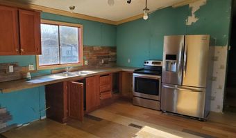 754 Kayroe Rd, Adkins, TX 78101