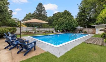 471 Annaquatucket Rd, North Kingstown, RI 02852