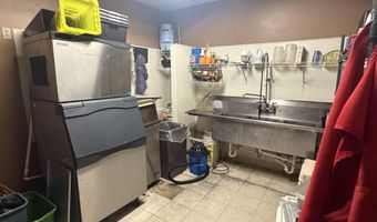 207 N Bay Dr, Bay, AR 72411