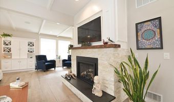 17 Central Ave, Amityville, NY 11701