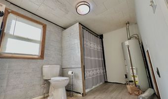 410 E Taylor Ave, Arkansas City, KS 67005