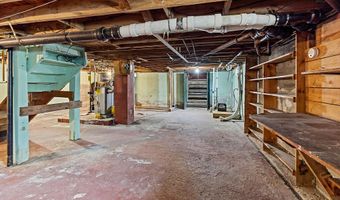 34 Second Ave, Augusta, ME 04330