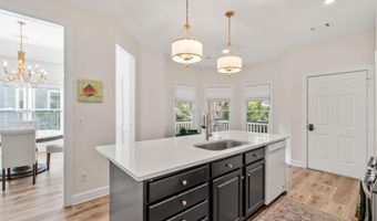 7 Holbrook Dr, Beaufort, SC 29902