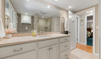 114 Shore Dr N, Bridgewater, NH 03222