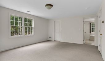 6 Kristen Way, Clinton, CT 06413