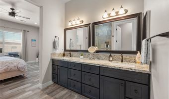 2921 Steamboat Dr, Bullhead City, AZ 86429
