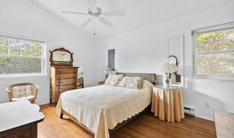28 Leeton Rd, Amagansett, NY 11930