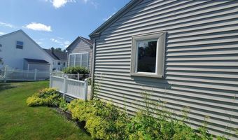 9 Wood St, Bangor, ME 04401