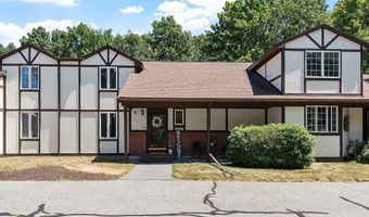 35 Chandler Dr 35, Atkinson, NH 03811