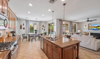 4205 S CROSSCREEK Dr, Chandler, AZ 85249