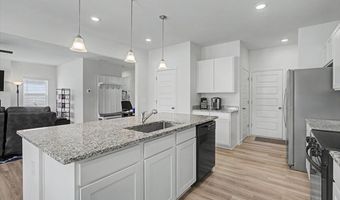 28 Arrington Dr, Adairsville, GA 30103