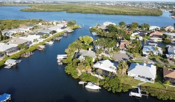 6612 BLACKFIN Way, Apollo Beach, FL 33572