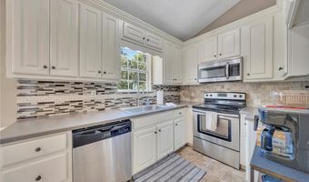 13 Oak Grove Ln NW, Adairsville, GA 30103