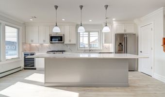 2 Beachcomber Ln 7-2, Point Pleasant Beach, NJ 08742
