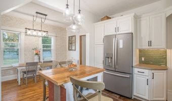 15105 28 Mile Rd, Albion, MI 49224