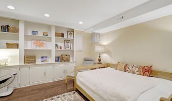 117 PRINCESS St, Alexandria, VA 22314
