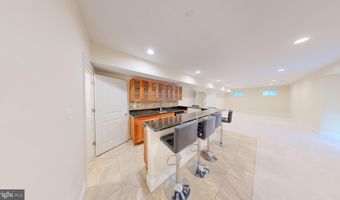 6403 EARLHAM Dr, Bethesda, MD 20817