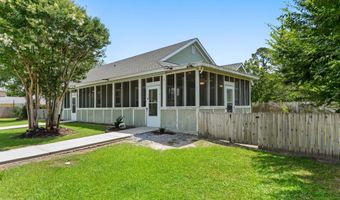 241 Bismark St, Bay St. Louis, MS 39520