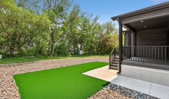 7368 NE BERWICK Dr 3, Ankeny, IA 50021