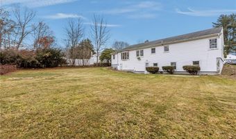 45 Valley View Dr, Cumberland, RI 02864