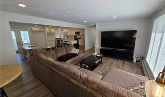 39 Allendale Ave, North Providence, RI 02911