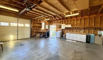 553 Mc Guire Ave, Beattyville, KY 41311