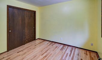 2897 Glacier Valley Rd, Fitchburg, WI 53711