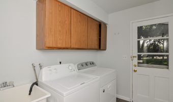 3187 Plymouth Rd Rd, Ann Arbor, MI 48105