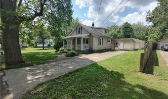 360 Taylor St, Amherst, OH 44001