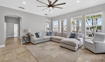 5722 SEA TROUT Pl, Apollo Beach, FL 33572