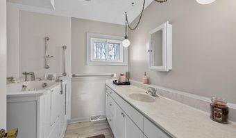 4500 WINERY Ln, Barboursville, VA 22923