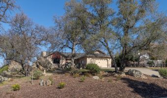617 Live Oak Dr, Angels Camp, CA 95222