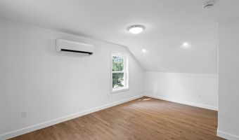 13 Brushy Plain Rd, Branford, CT 06405