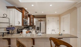 192 Lakeshore Dr, Albany, KY 42602
