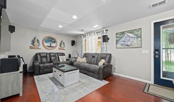 1135 Royal Dr, Amherst, OH 44001