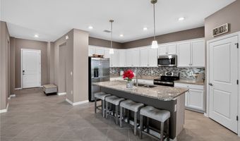 3943 E Hampton Cir, Alva, FL 33920