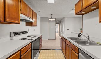 10213 W 80th Dr B, Arvada, CO 80005