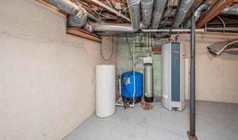 2397 Fair Rd, Abilene, KS 67410