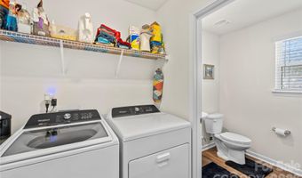 2 Chambers Garden Dr, Arden, NC 28704