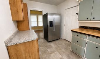 645 W Yoakum Ave, Aransas Pass, TX 78336
