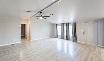 34311 S LUELLEN Dr, Black Canyon City, AZ 85324
