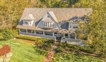 6 Chanticleer Dr, Beverly, MA 01915