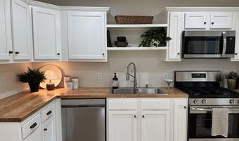 156 S Miller Ave, Albany, IN 47320