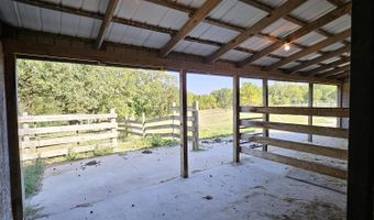 16427 Farm Road 2007, Aurora, MO 65605