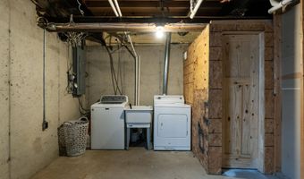 100 Finley Rd, Albion, MI 49224