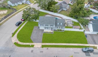 41 Deck St, Barnegat, NJ 08005