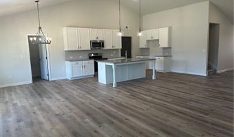 315 Rodeo Dr, Auburn, GA 30011