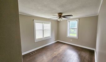 405 Pine Bluff Rd, Albany, GA 31705