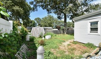 43 Harborage Ave, Bayville, NJ 08721