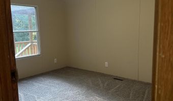 226 Fuller St, Blue Mountain, MS 38610